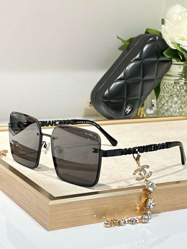 Picture of Chanel Sunglasses _SKUfw56703955fw